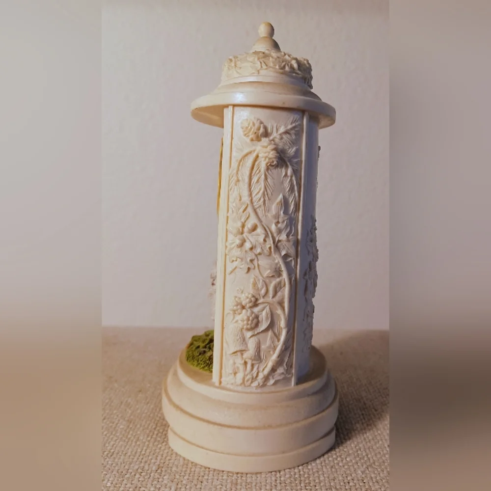 Vintage Two Owl Figurine Clock by Country Artists of England